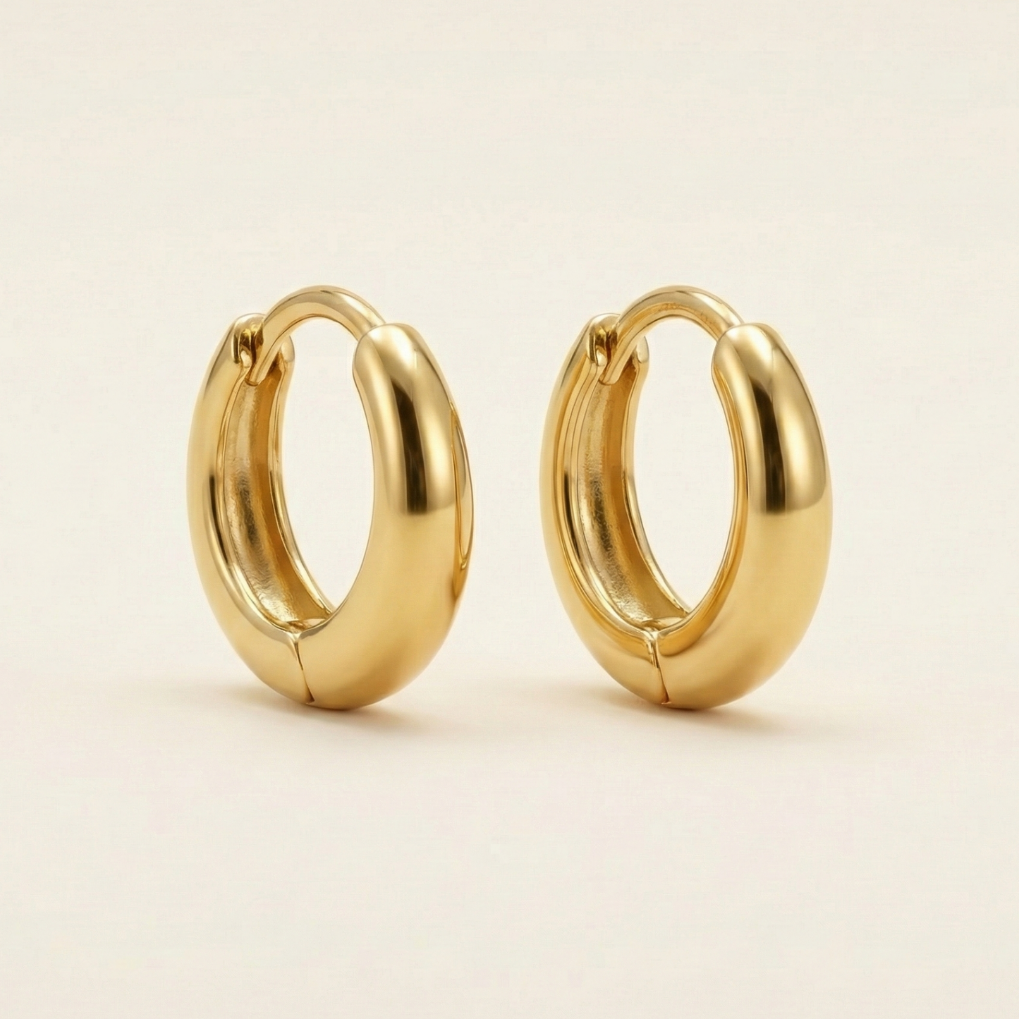 aadhya bold dome hoops