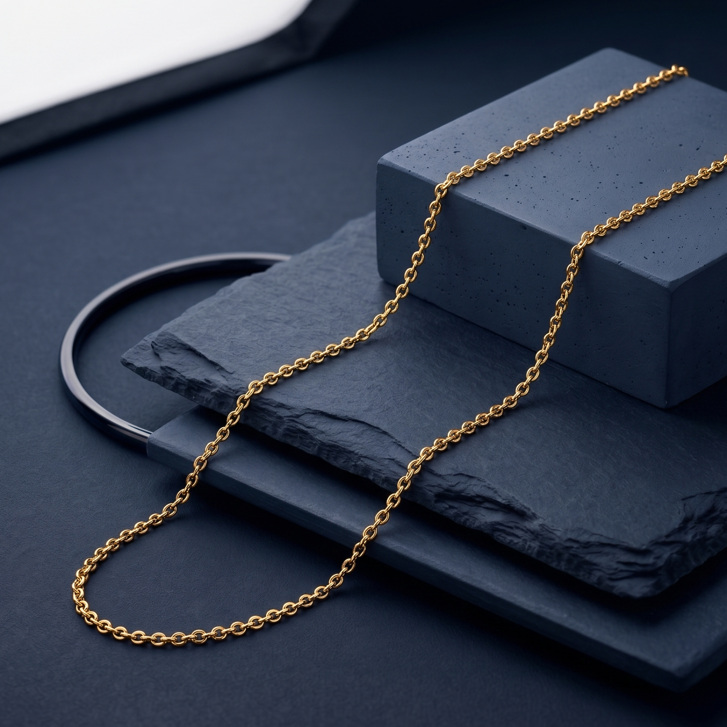 timeless loop 18k gold-plated chain