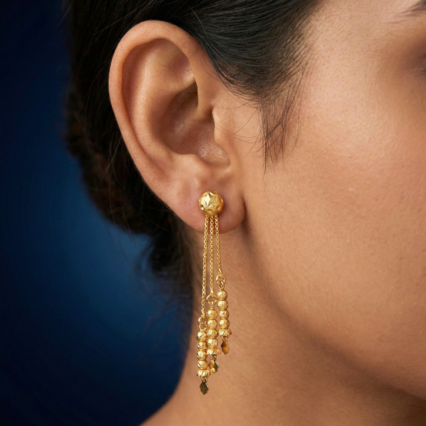 manjiri sui dhaga earrings