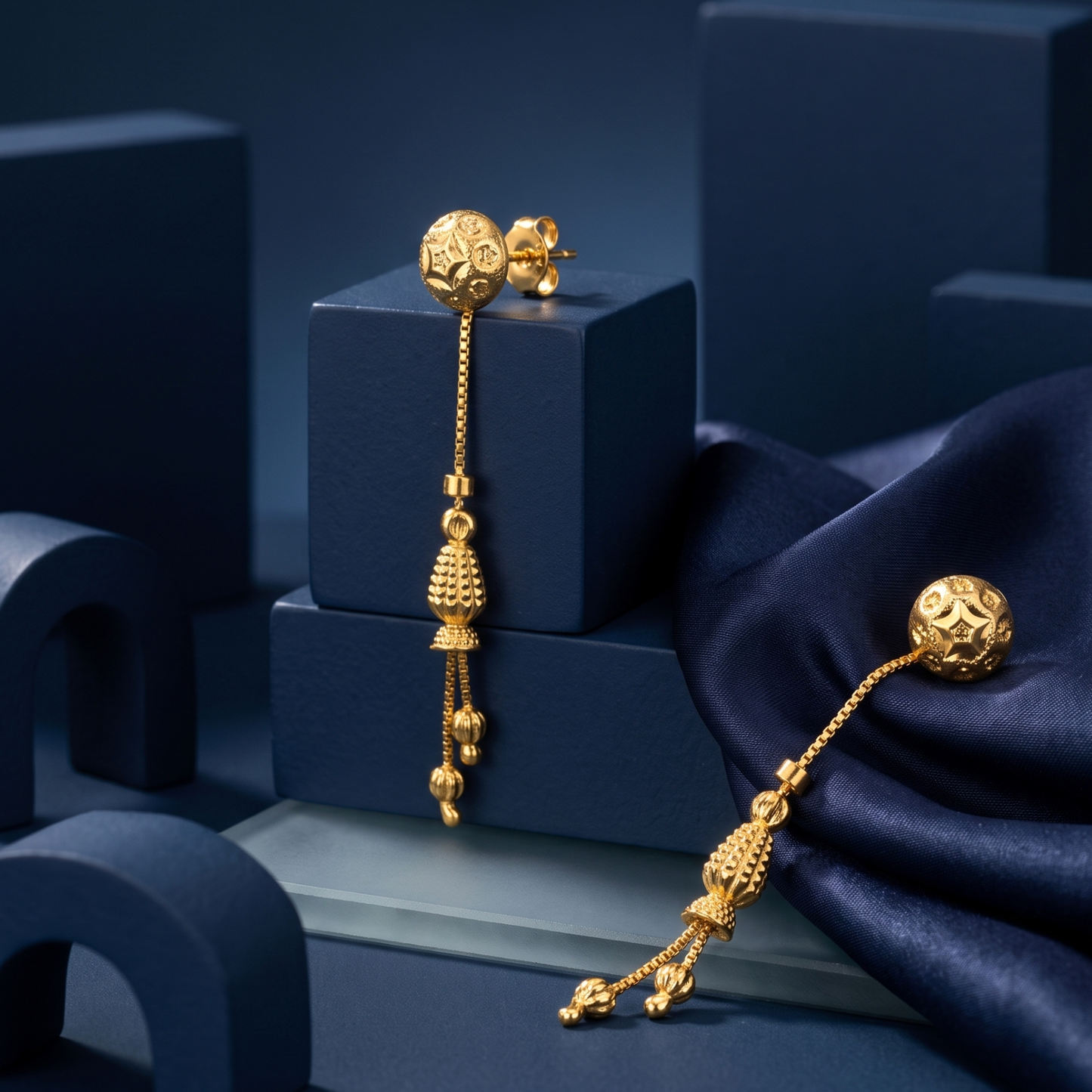 kanika 18k gold plated sui dhaga earrings