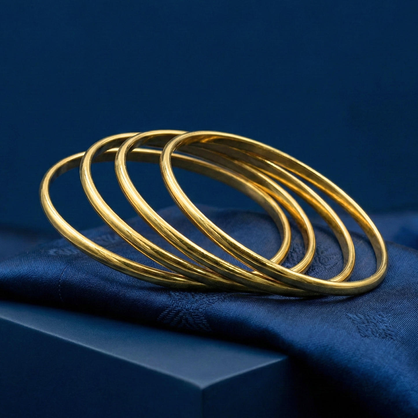 premium plain gold plated bangles (4 pc)