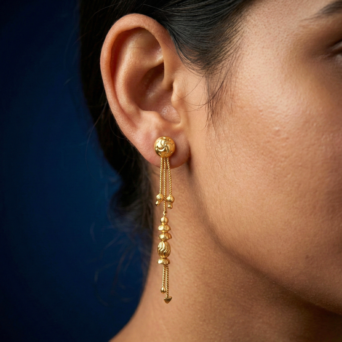 swarna tarang sui dhaga earrings