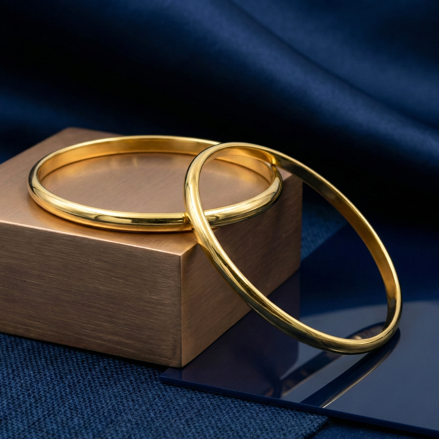 premium plain gold plated bangles (2 pc)